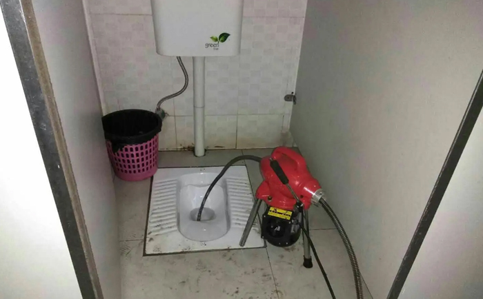 沉湖管委会蹲便疏通